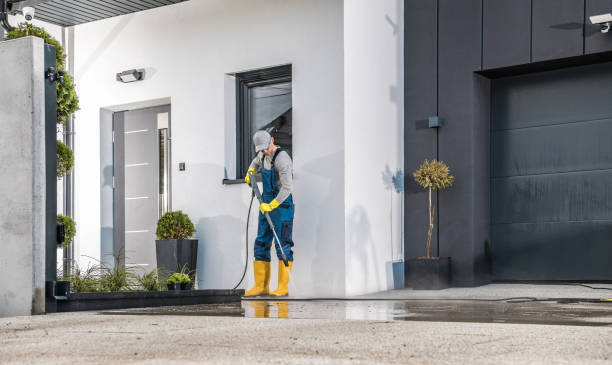Best Pool Deck Cleaning  in Cottage Lake, WA